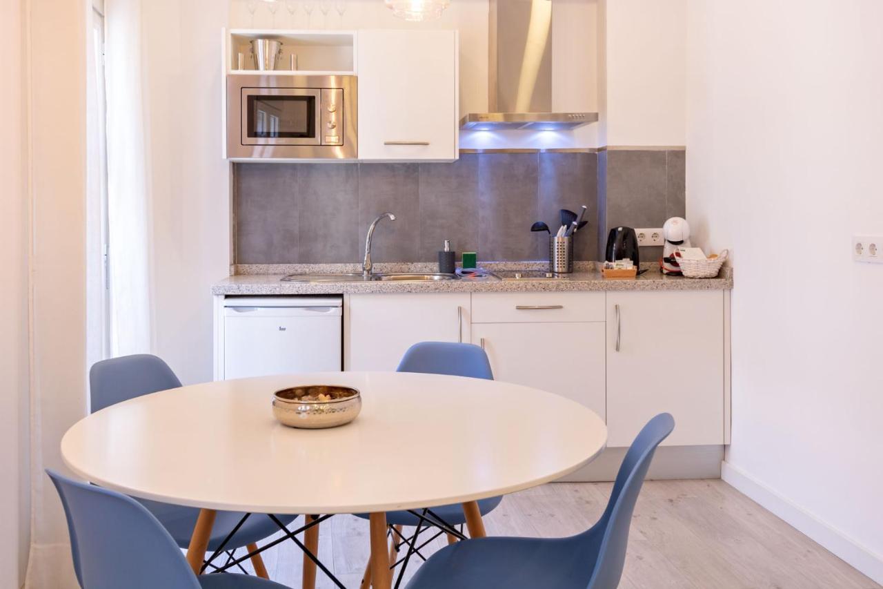 Apartamento Nine O Clock San Luis Skyview Sevilla Exterior foto