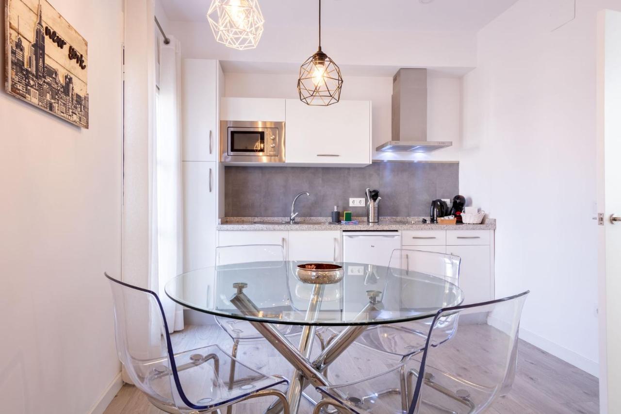Apartamento Nine O Clock San Luis Skyview Sevilla Exterior foto