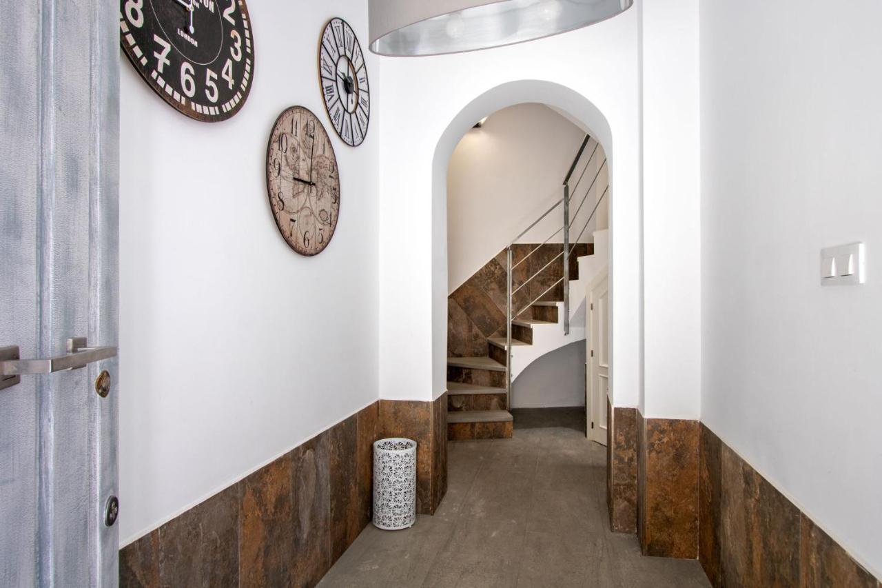 Apartamento Nine O Clock San Luis Skyview Sevilla Exterior foto